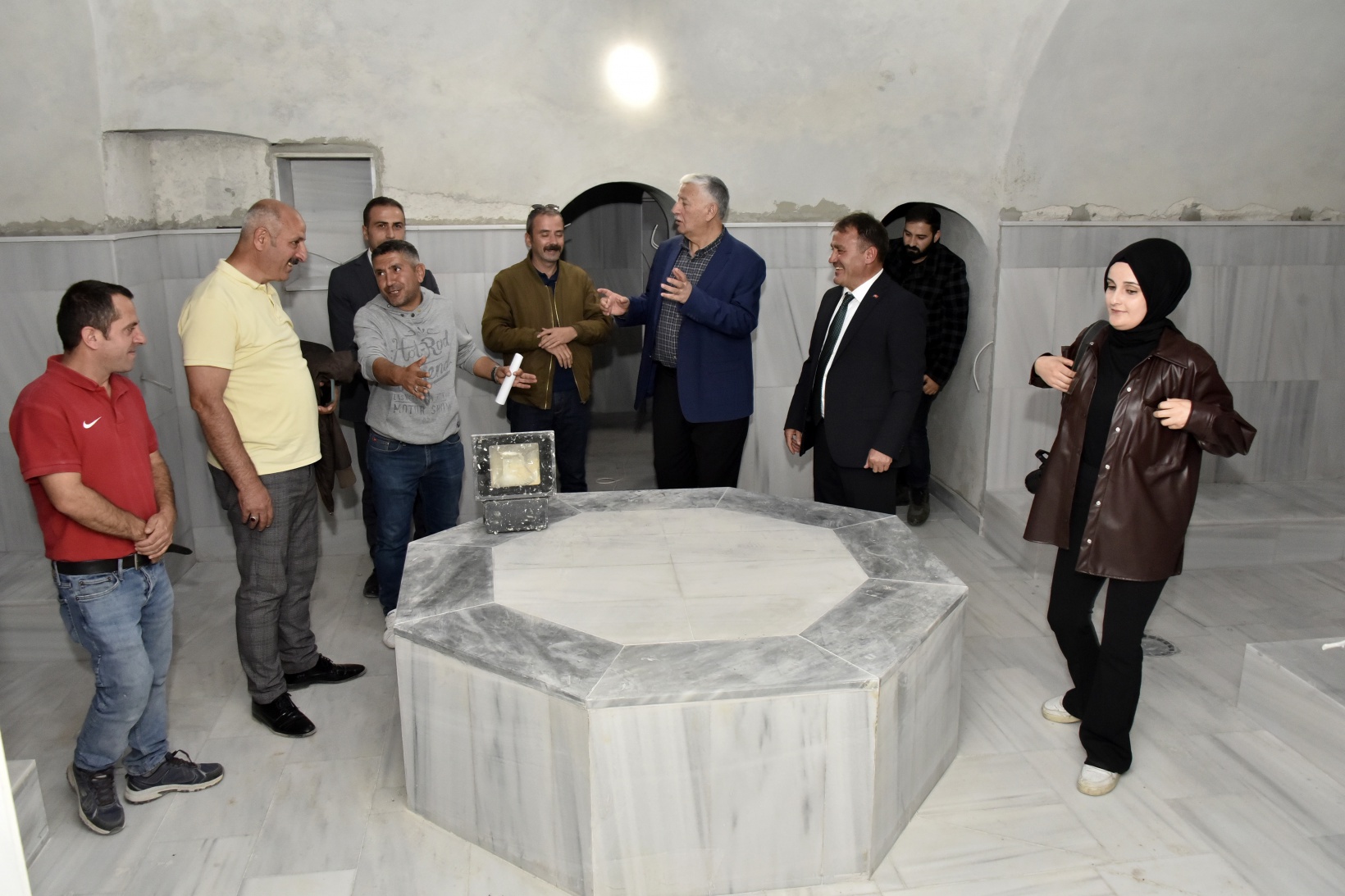 Paşa Hamamı gün sayıyor 4