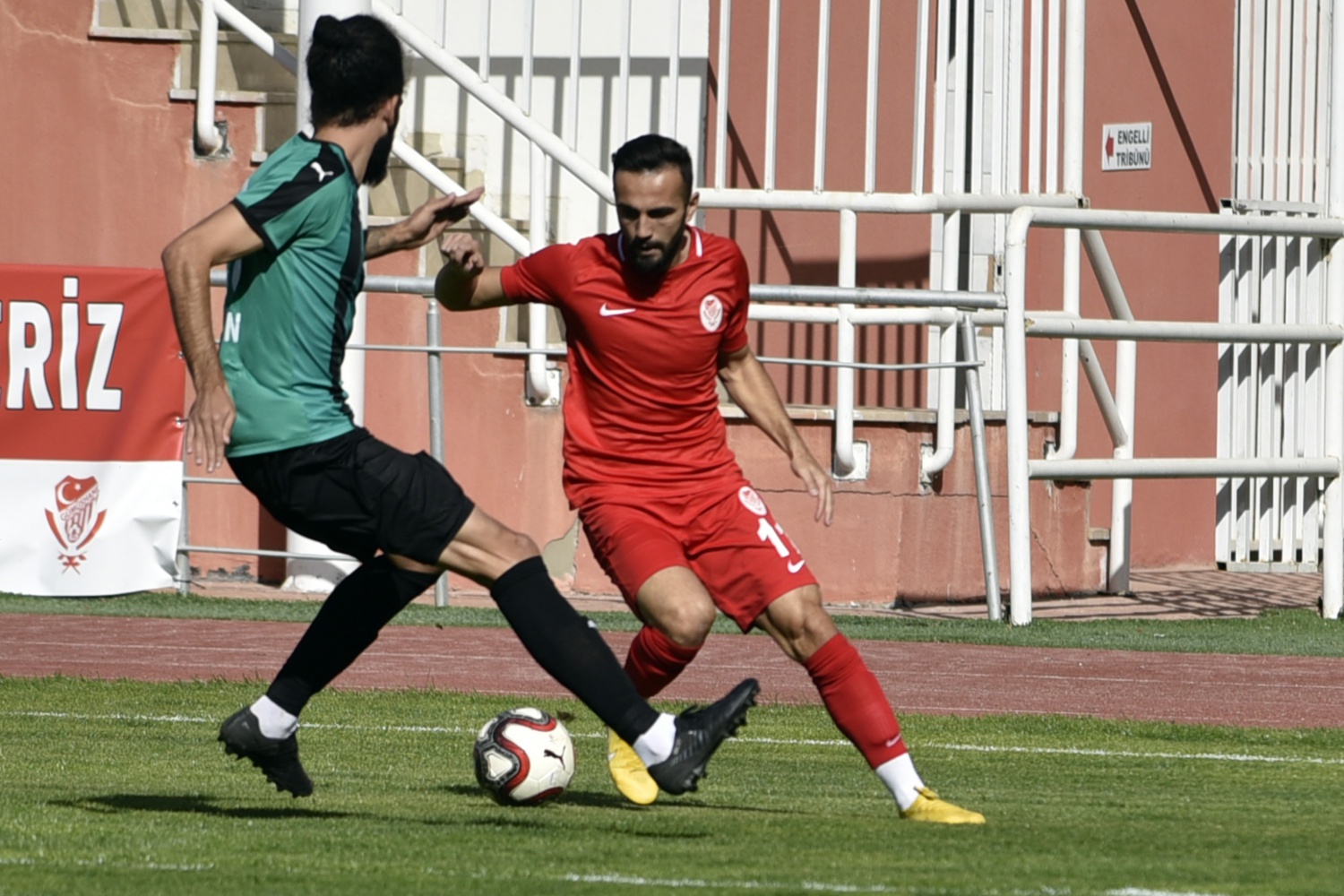 Gümüş sahasında da kayıp: 0-2 15