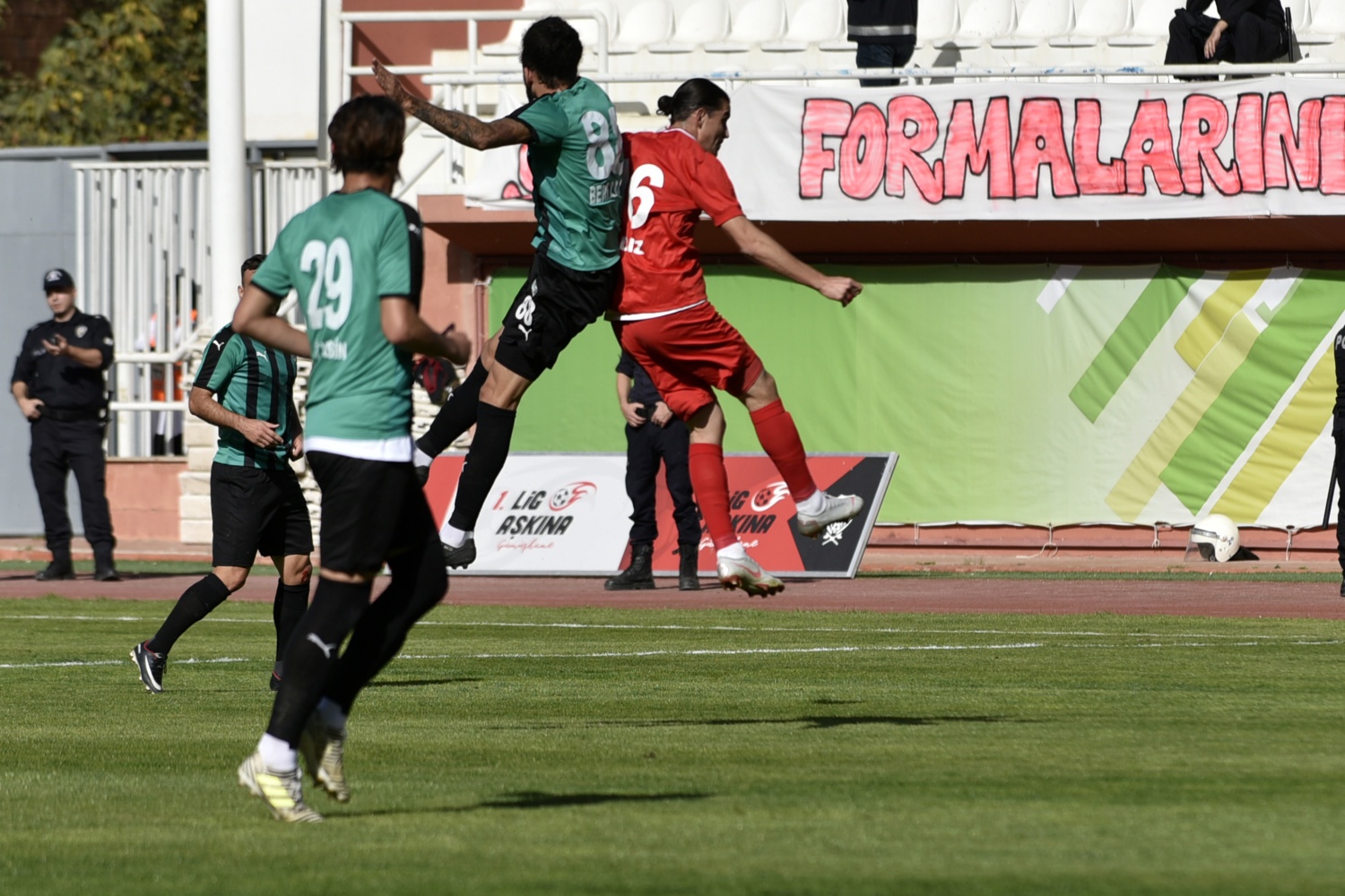 Gümüş sahasında da kayıp: 0-2 27