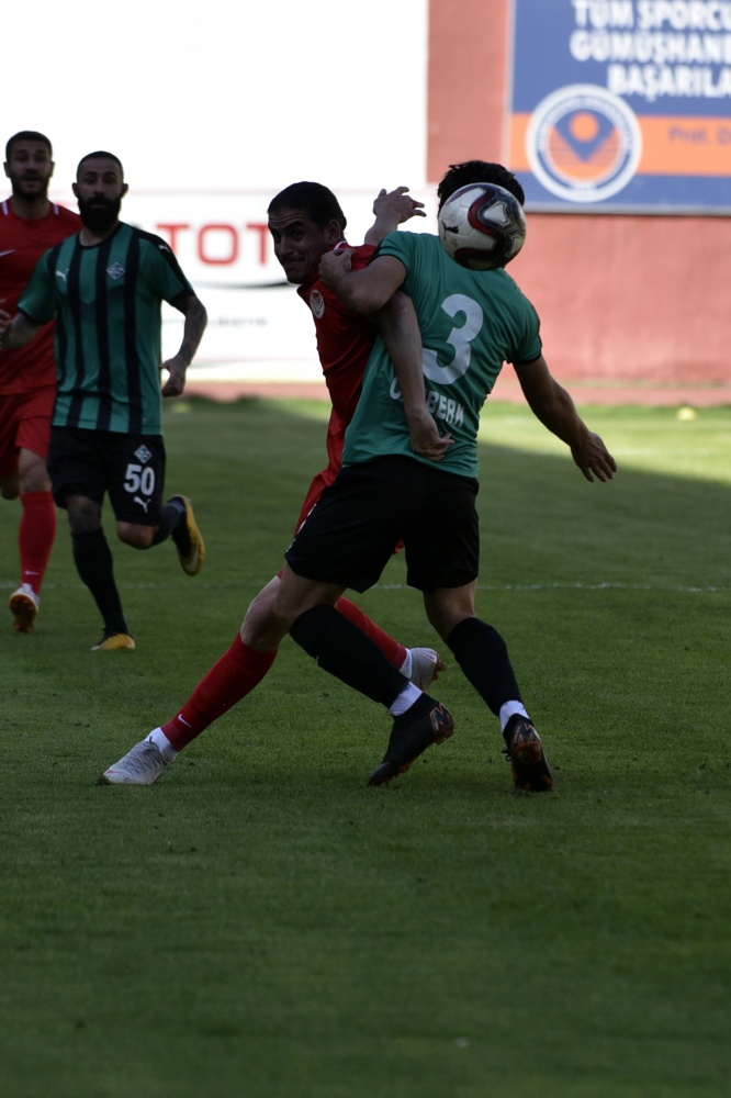 Gümüş sahasında da kayıp: 0-2 37