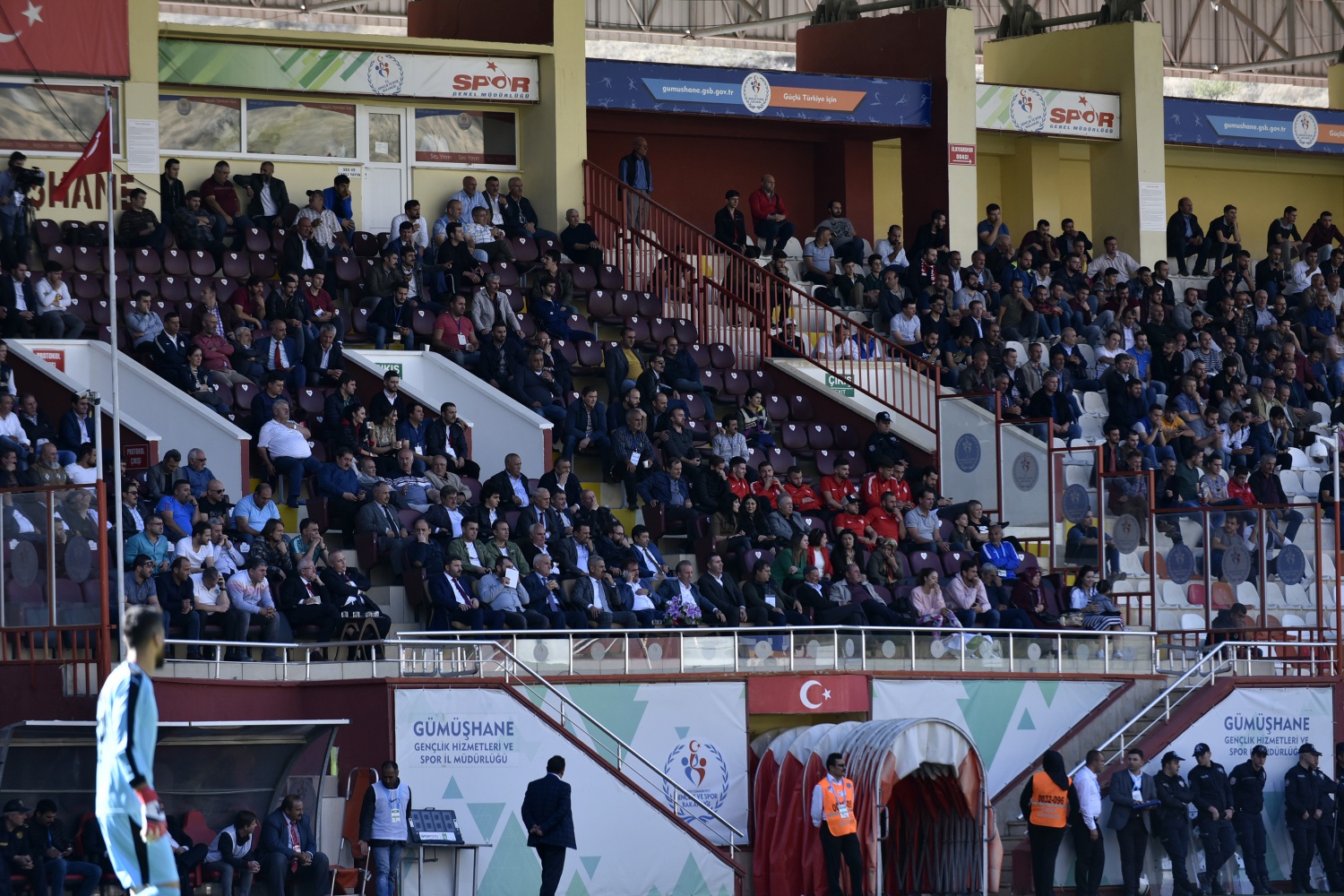 Gümüş sahasında da kayıp: 0-2 40