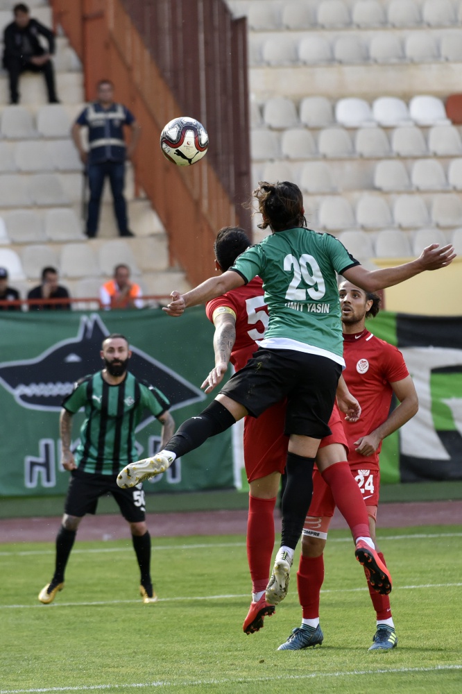 Gümüş sahasında da kayıp: 0-2 57