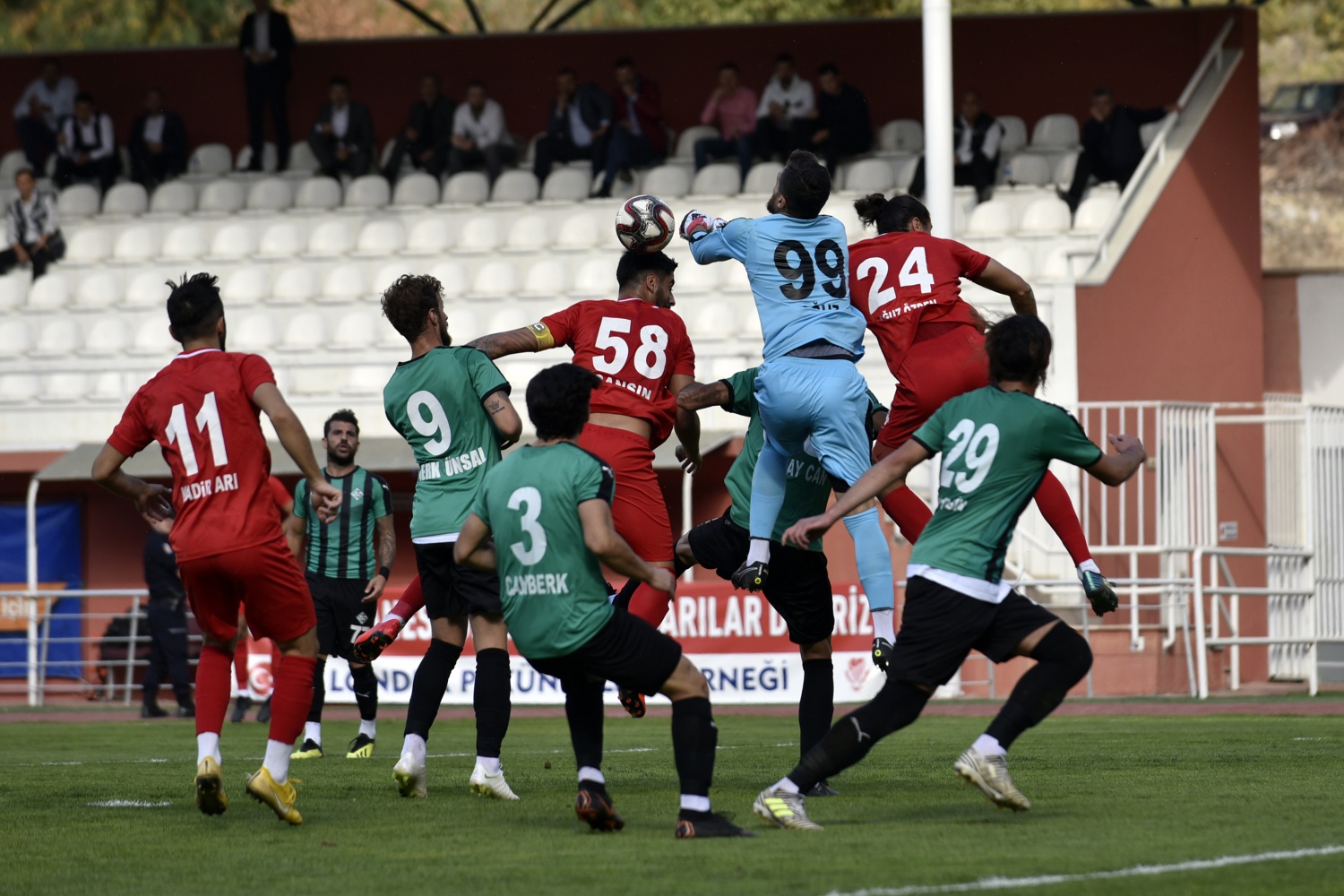 Gümüş sahasında da kayıp: 0-2 58