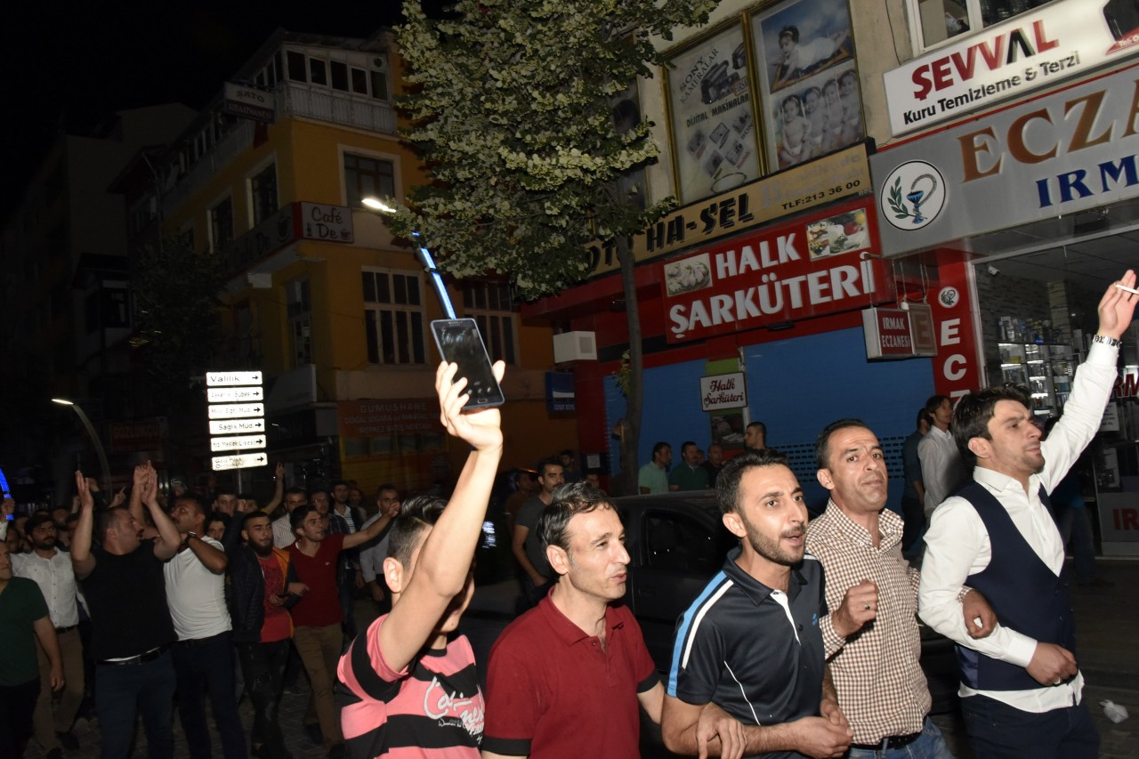 Gümüşhane darbeye hayır dedi 4