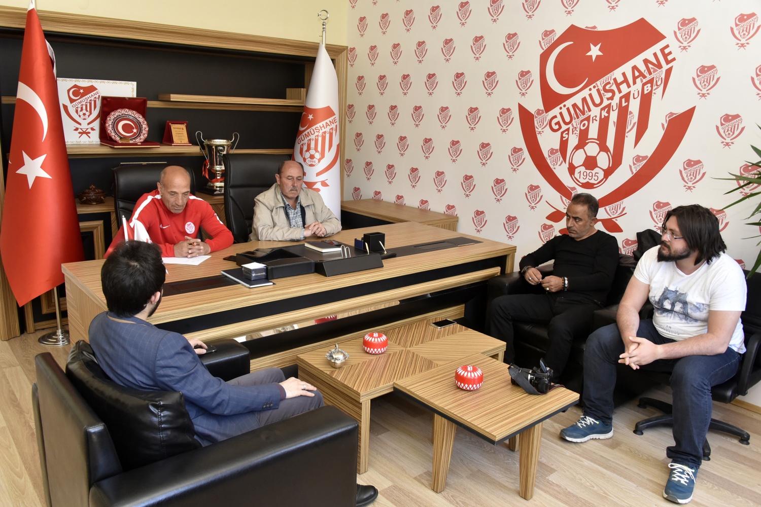 'TFF ve MHK duyarlı olsun, kimsenin hakkını kimseye yedirmesin' 6