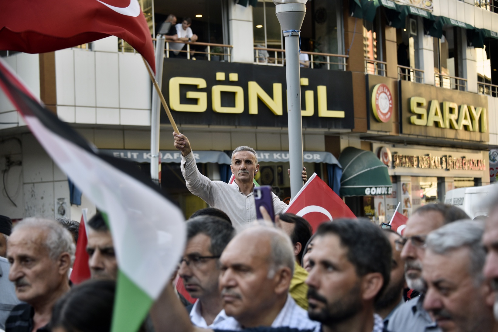 Gümüşhane’de yüzlerce kişi Haniye ve Filistin için yürüdü 6