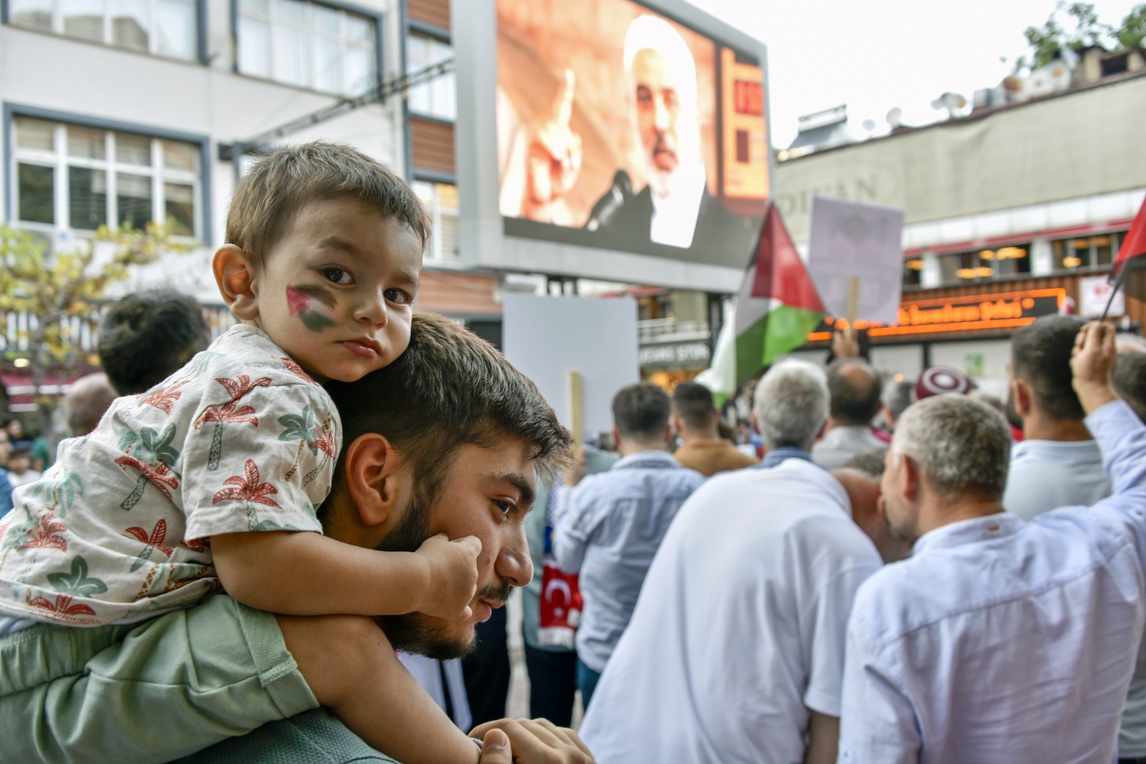 Gümüşhane’de yüzlerce kişi Haniye ve Filistin için yürüdü 19