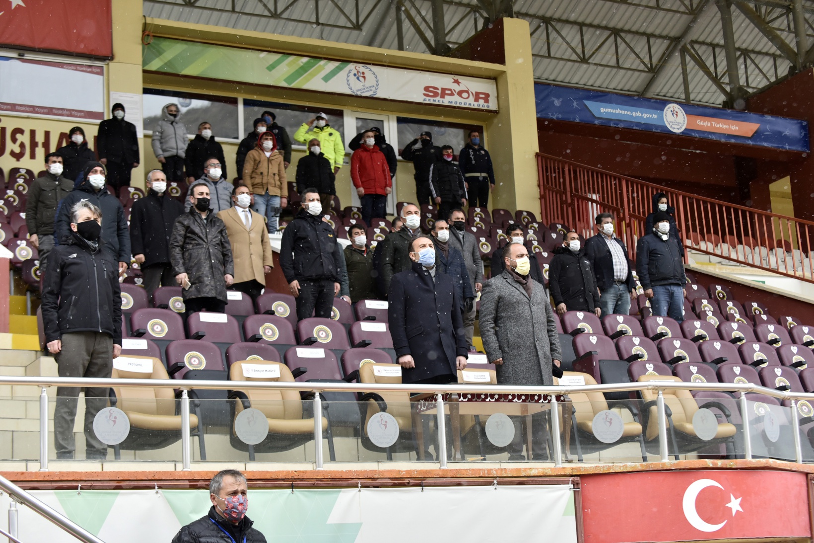 Gümüş umutsuz vaka: 0-4 18