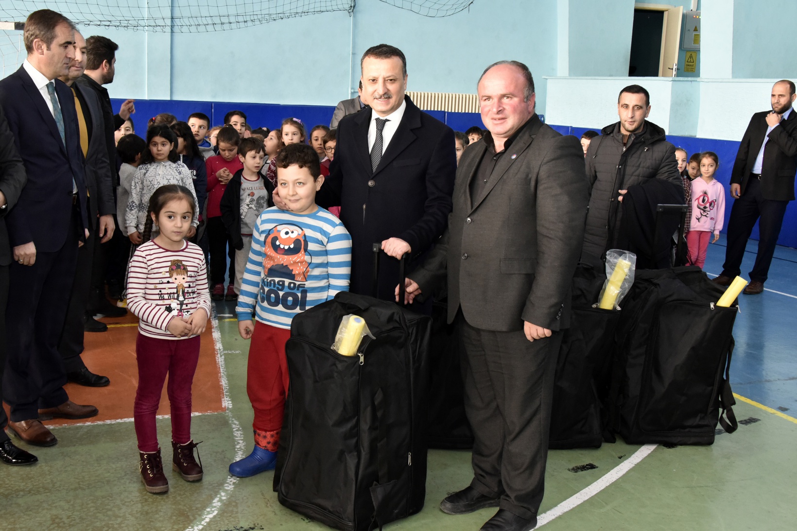 Gümüşhane’de okullara çocuk atletizm setlerinin dağıtımına başlandı 11