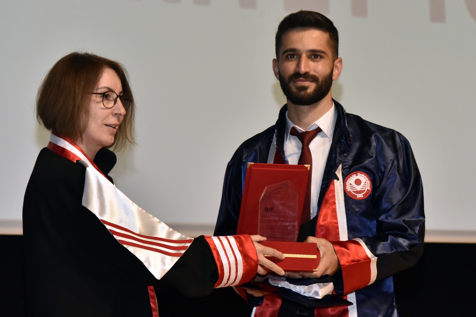 İletişim Fakültesinde mezuniyet heyecanı 31