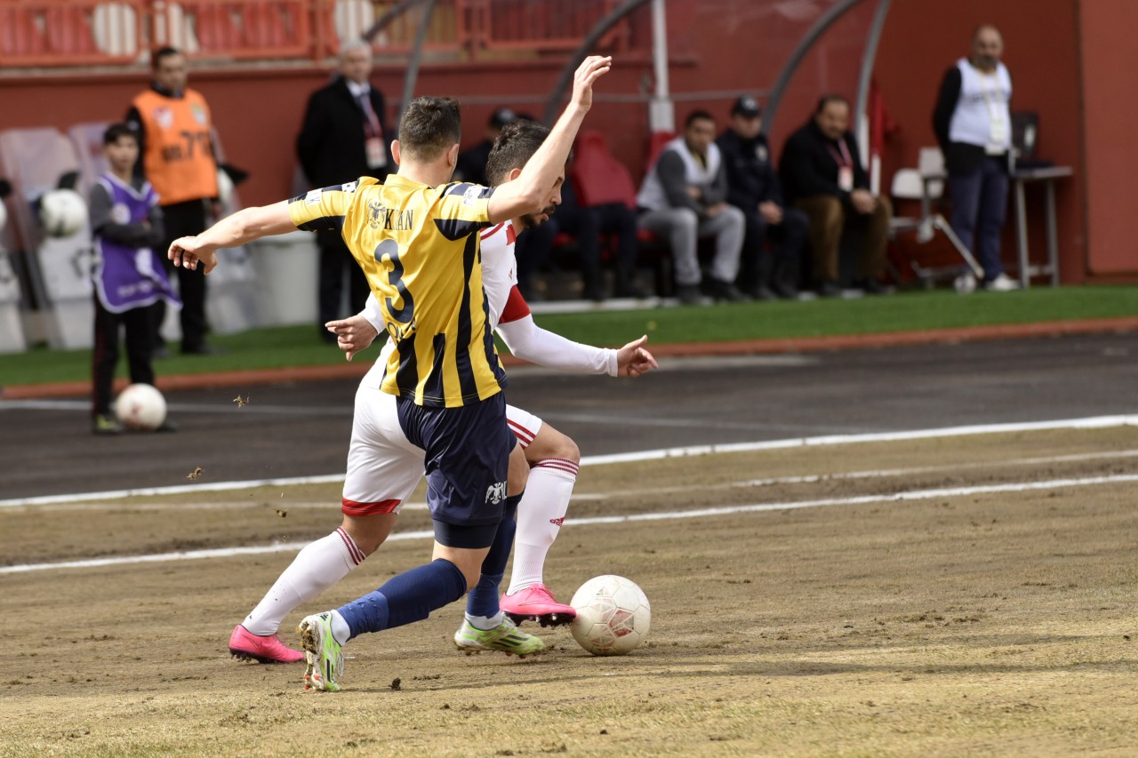 Gümüş evinde kral: 2-0 11