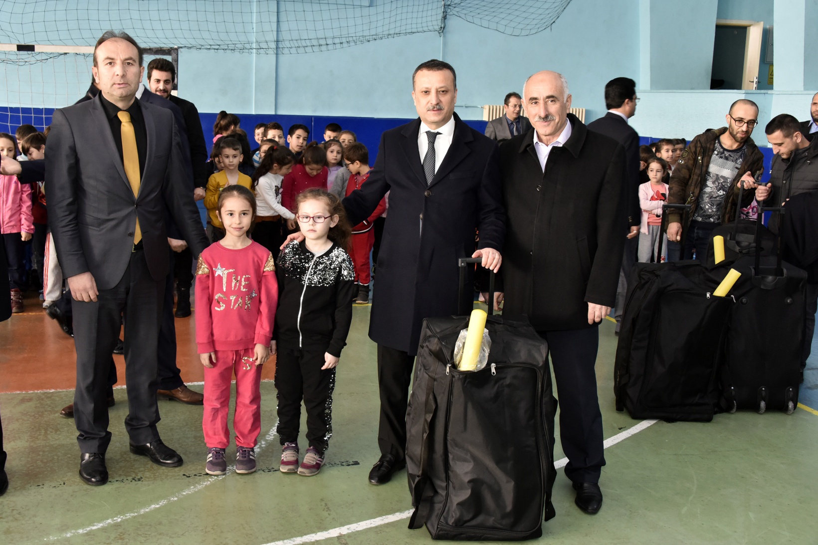 Gümüşhane’de okullara çocuk atletizm setlerinin dağıtımına başlandı 14