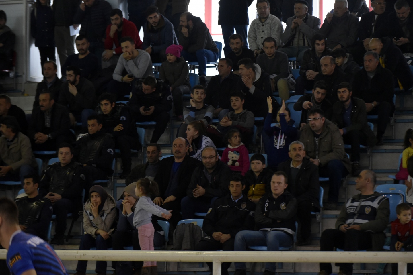 Voleybol derbisi Torul’un: 3-0 18