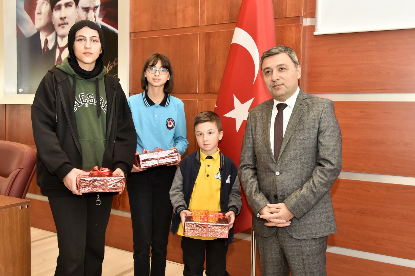 Öğrencilerin 100.yıl hediyesi dron oldu 9