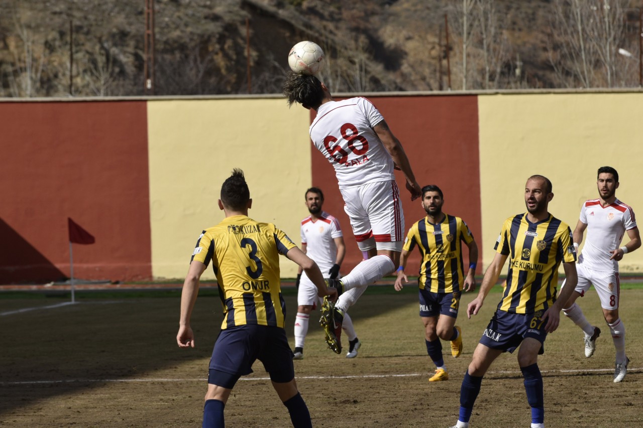 Gümüş evinde kral: 2-0 17