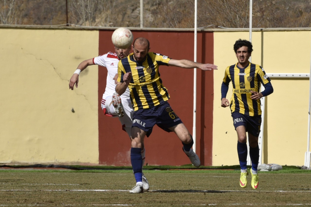 Gümüş evinde kral: 2-0 20