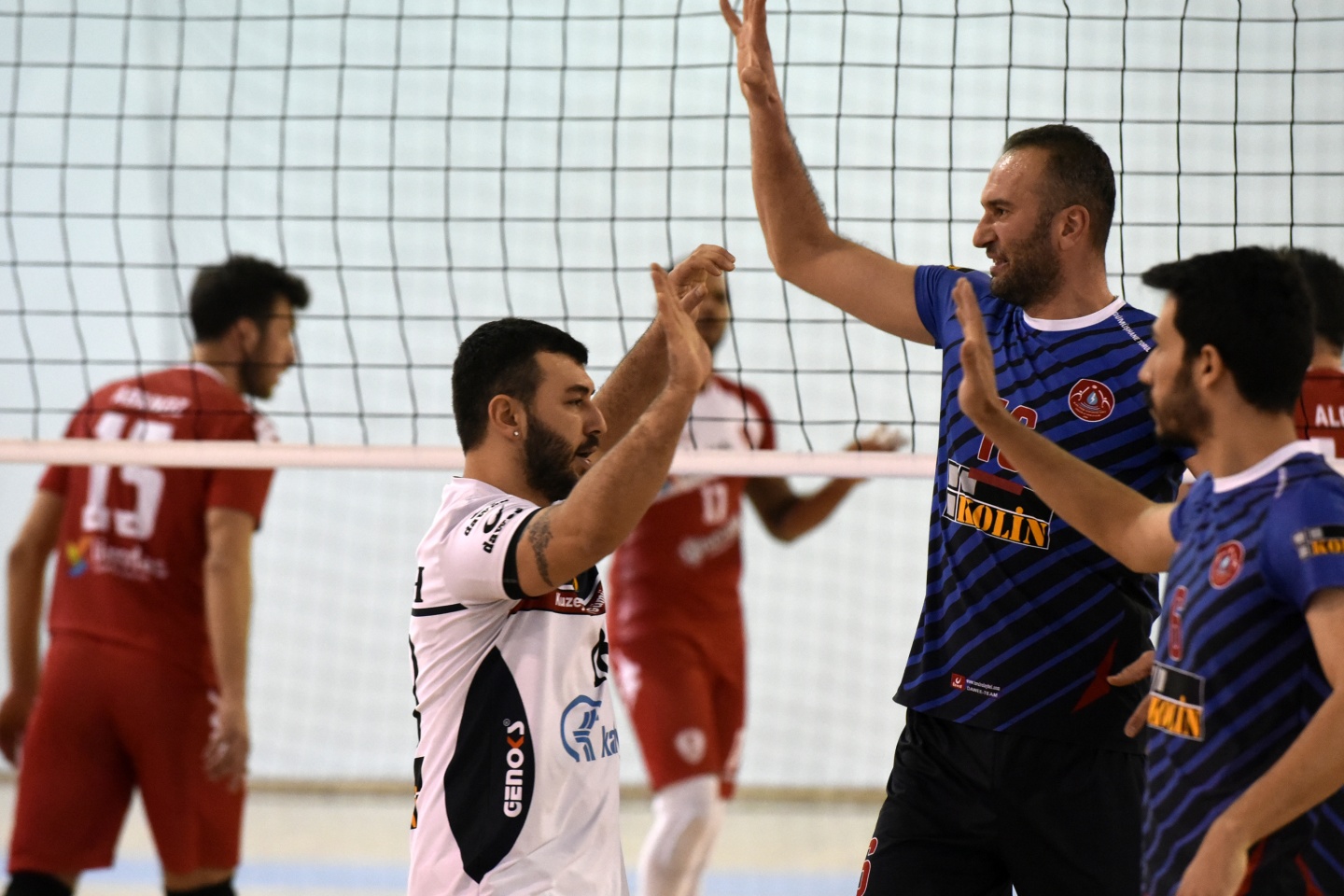 Voleybol derbisi Torul’un: 3-0 26