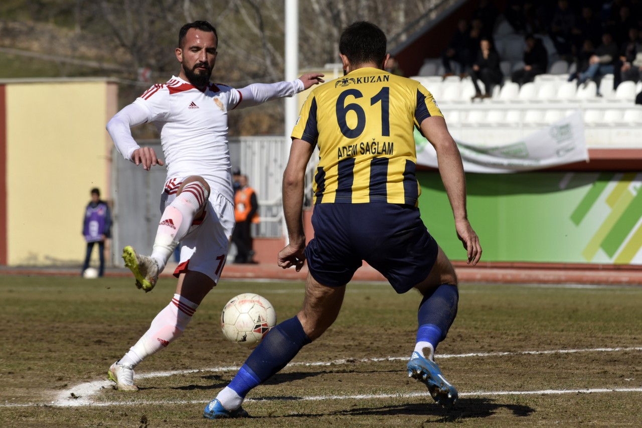 Gümüş evinde kral: 2-0 26