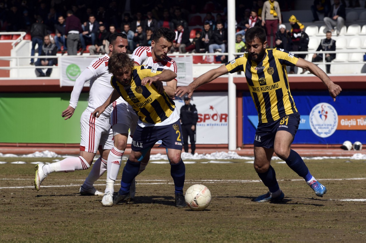 Gümüş evinde kral: 2-0 29