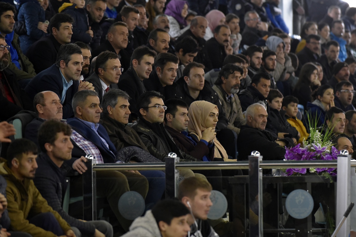 Voleybol derbisi Torul’un: 3-0 36