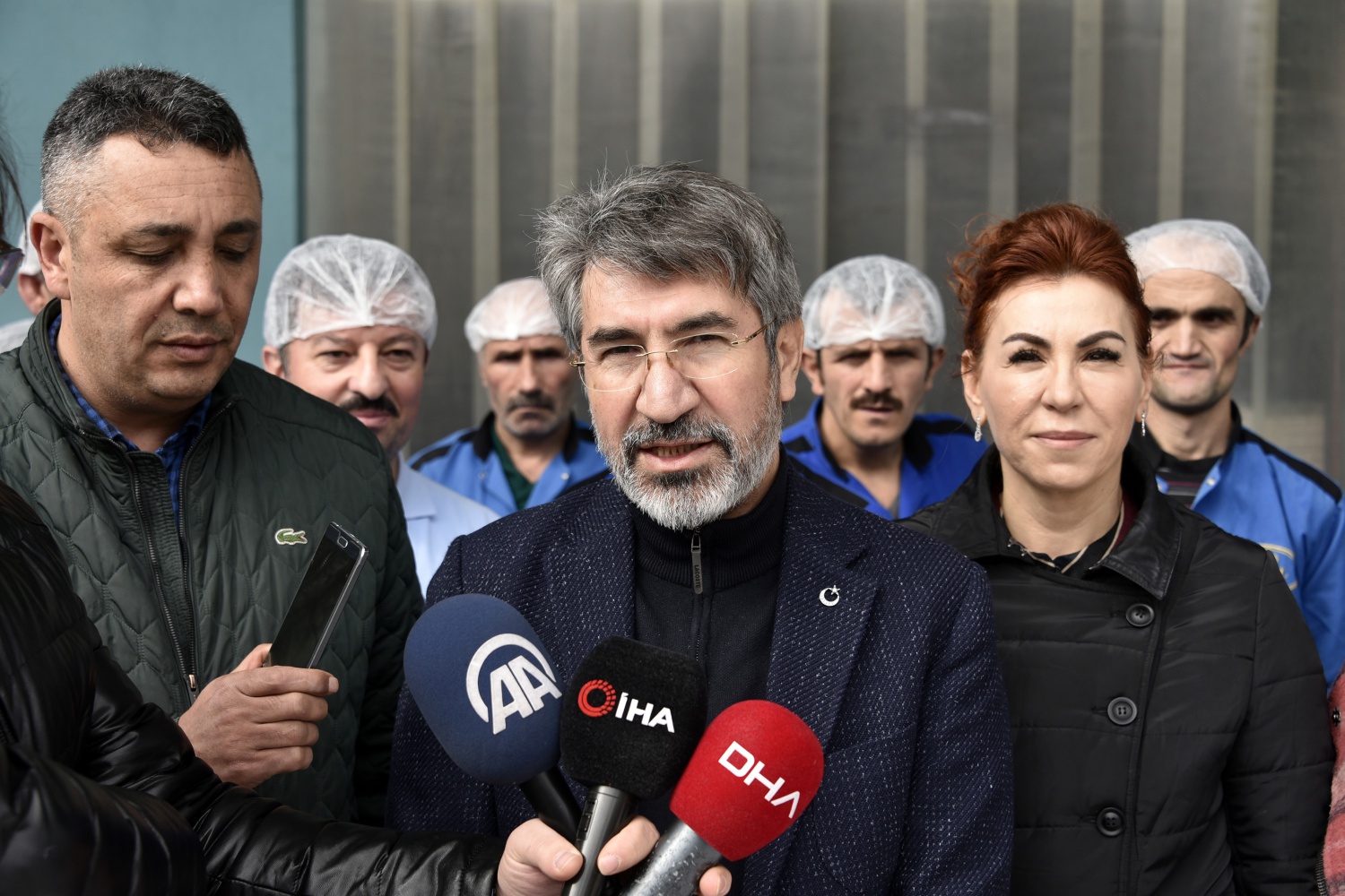 Varan’dan kınalı kuzulara doğal enerji kaynağı pestil ve köme 7