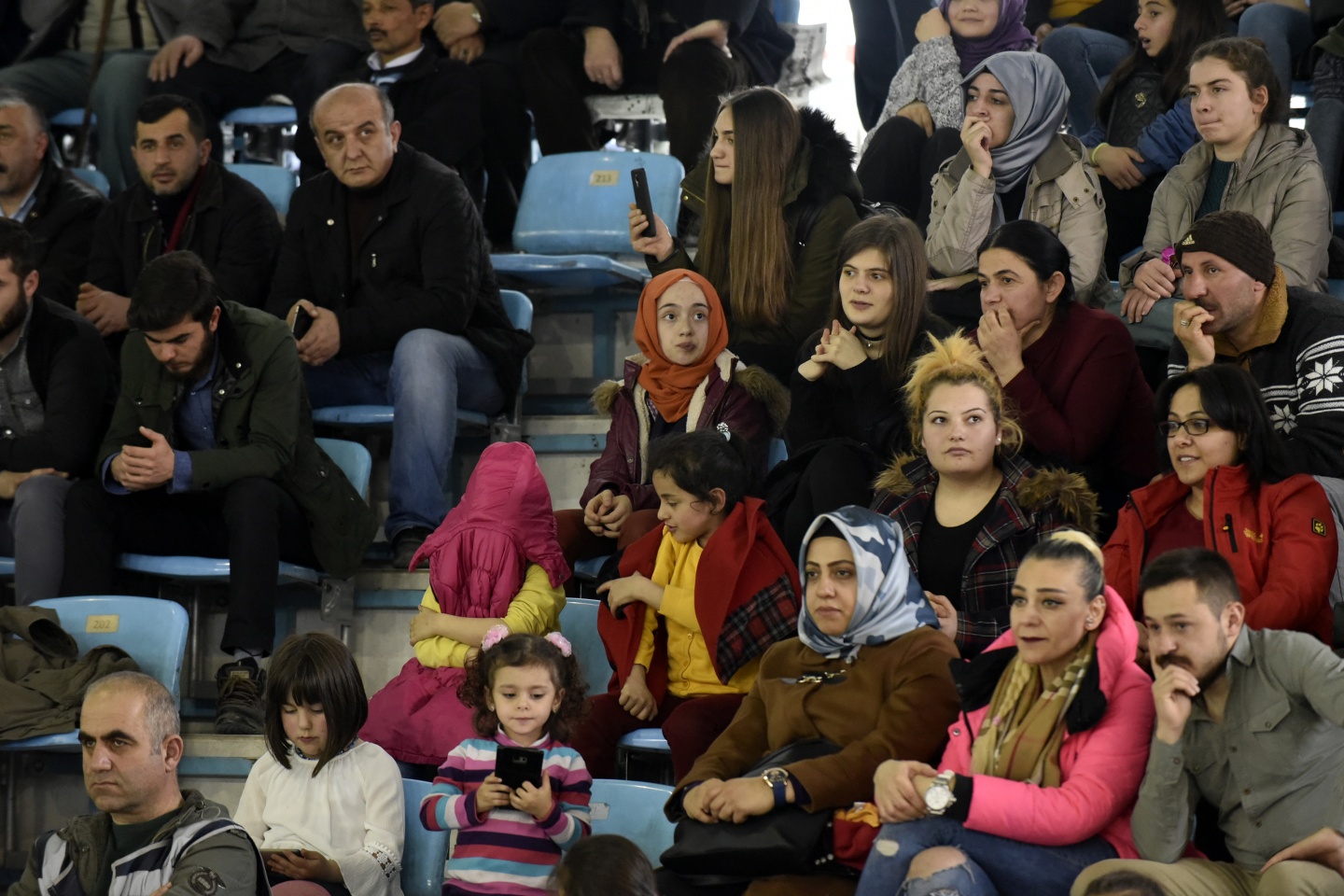 Voleybol derbisi Torul’un: 3-0 40