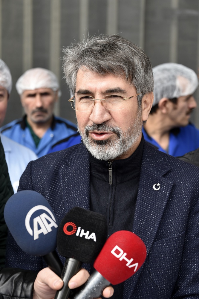 Varan’dan kınalı kuzulara doğal enerji kaynağı pestil ve köme 13