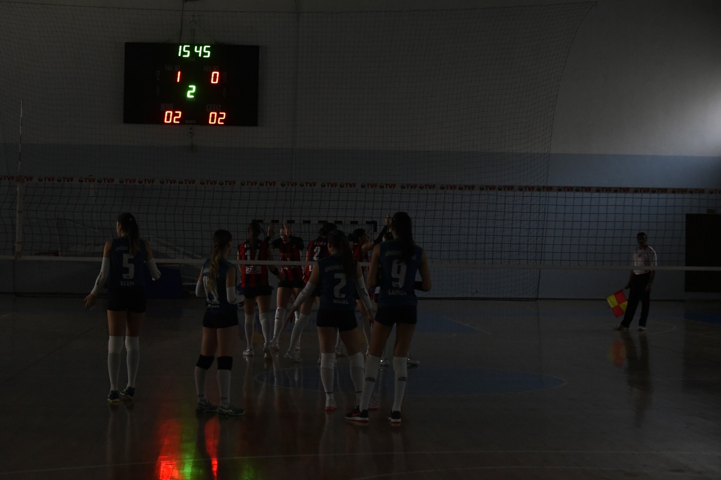 Gümüş Kızlar değil taraftar üzdü 17