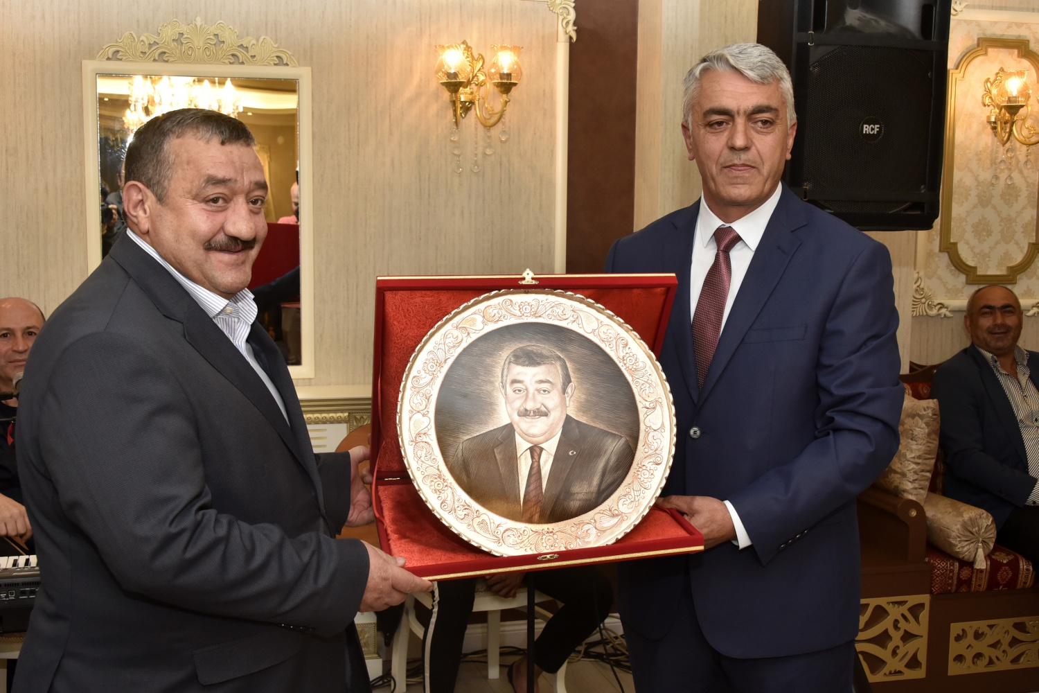 Kelkit’te muhtarlar günü kutlandı 13