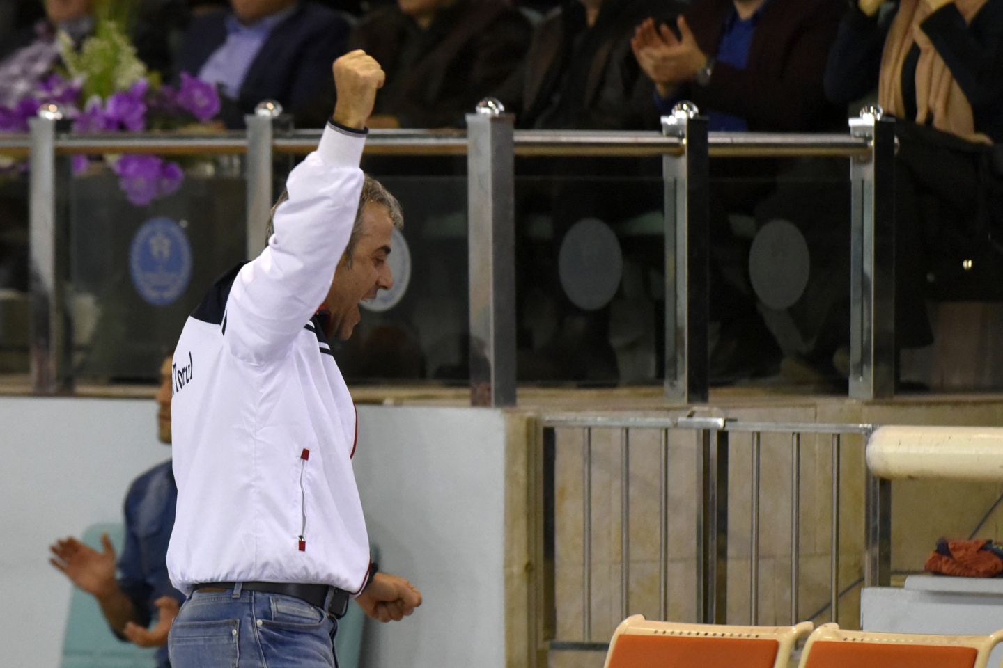 Voleybol derbisi Torul’un: 3-0 42