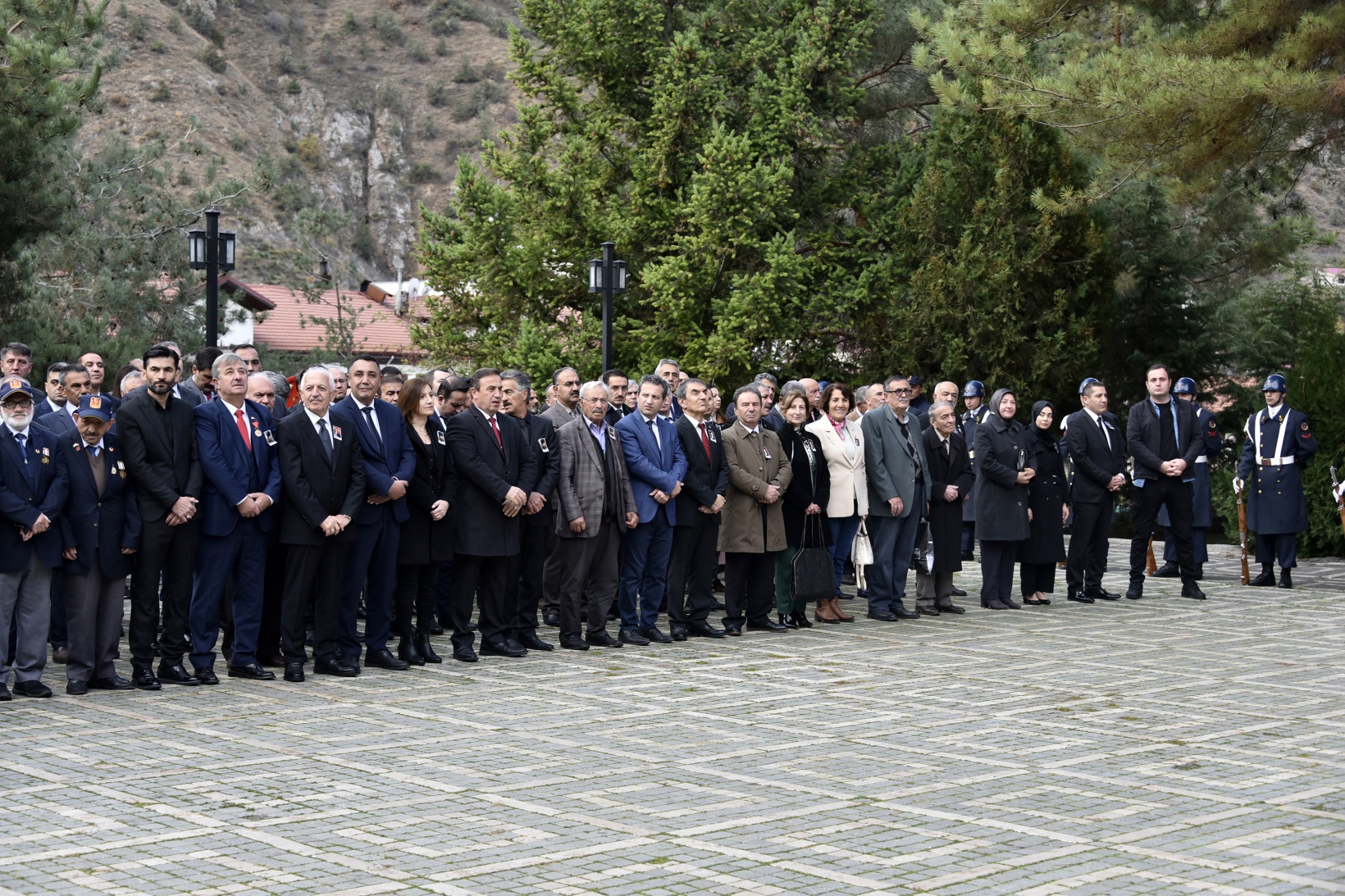 Gazi Mustafa Kemal Atatürk vefatının 85.yılında Gümüşhane’de anıldı 11