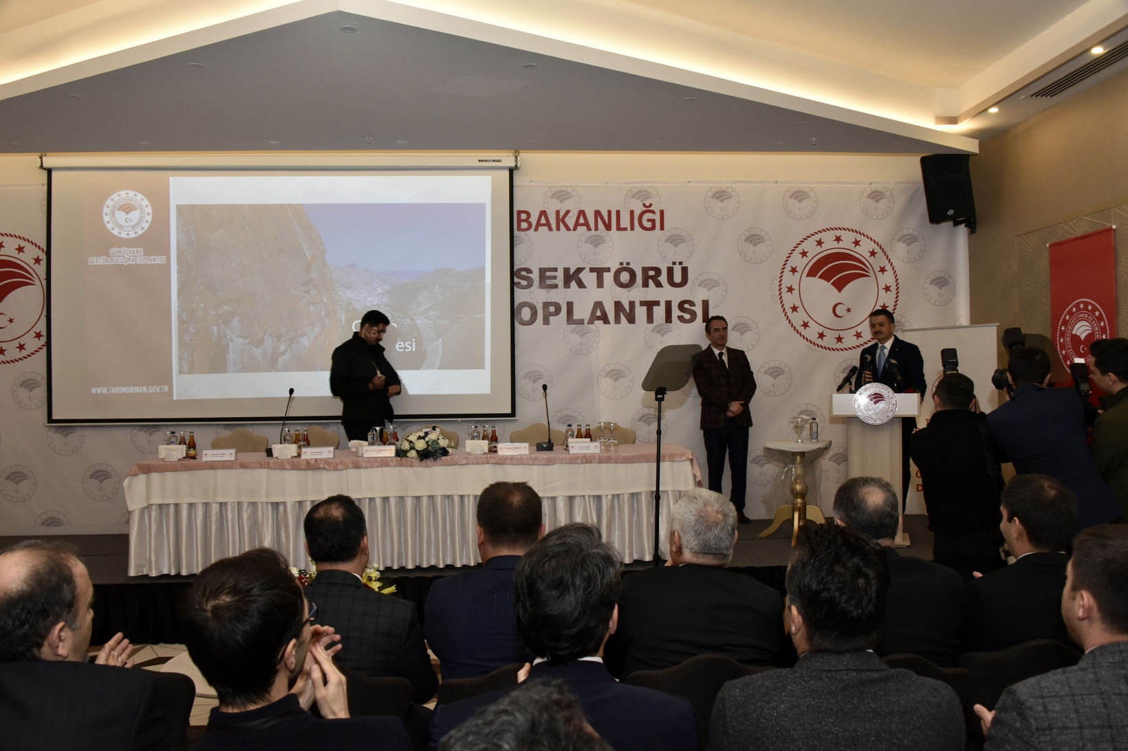 Tarım ve Orman Bakanı Bekir Pakdemirli Gümüşhane’de 6