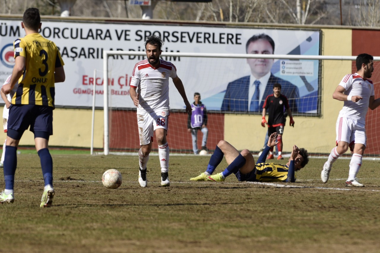 Gümüş evinde kral: 2-0 44