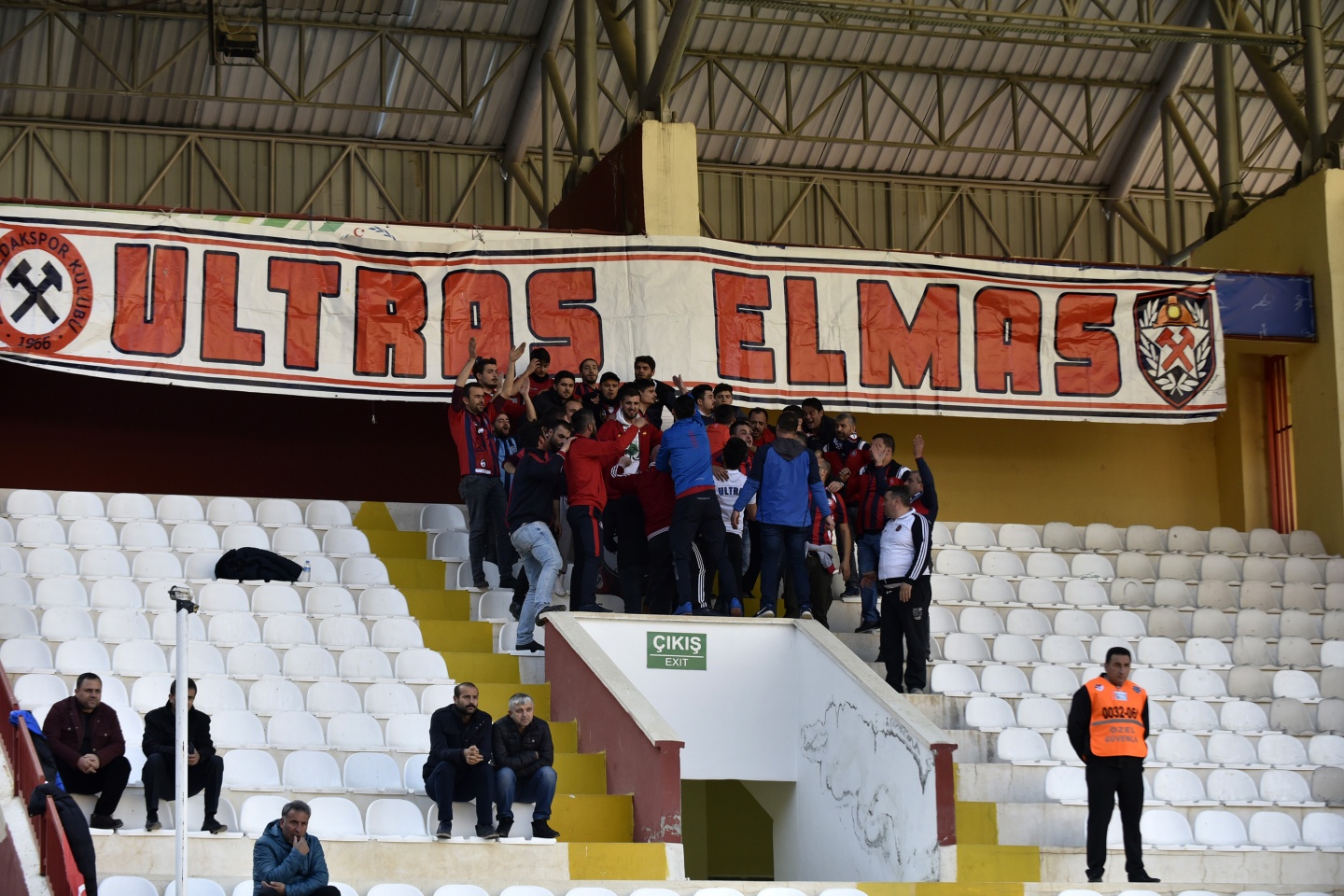 Gümüş 3 puanı 3 golle aldı: 3-2 8