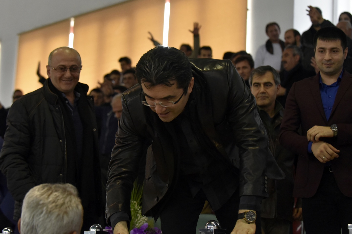 Voleybol derbisi Torul’un: 3-0 51