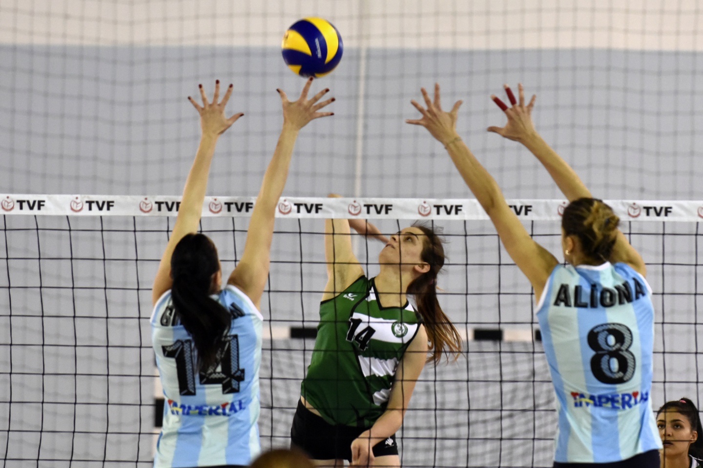 Gümüş Kızlar seriye devam dedi: 3-0 53