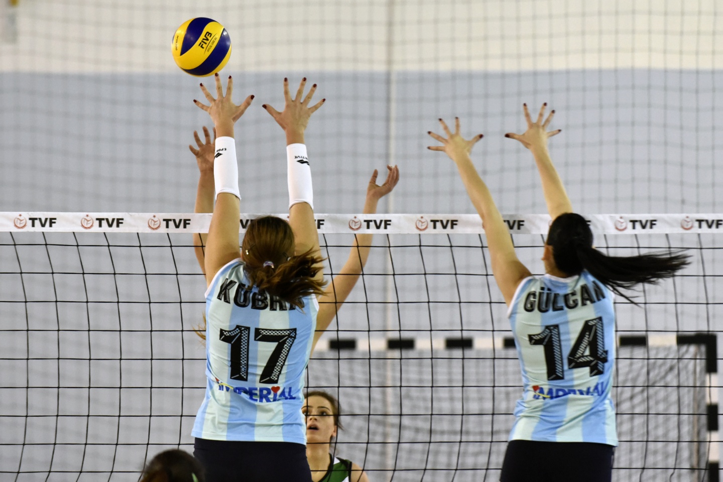 Gümüş Kızlar seriye devam dedi: 3-0 9