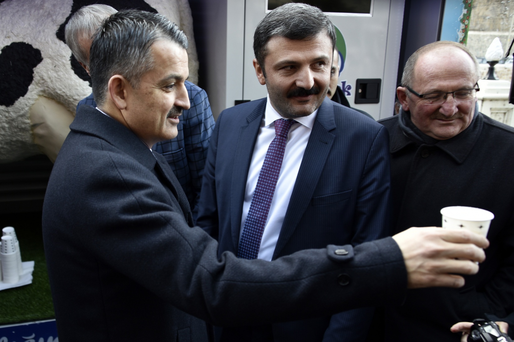 Bakan Pakdemirli ‘Akıllı İnek’ projesinin açılışını gerçekleştirdi, Gümüşsu Fabrikasını inceledi 1