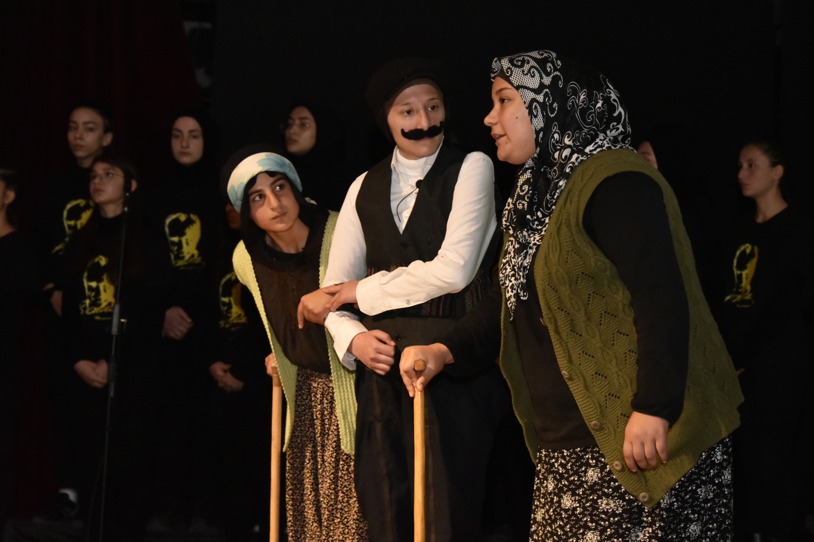 Gazi Mustafa Kemal Atatürk vefatının 85.yılında Gümüşhane’de anıldı 27