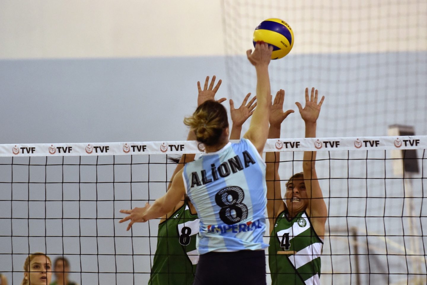 Gümüş Kızlar seriye devam dedi: 3-0 15