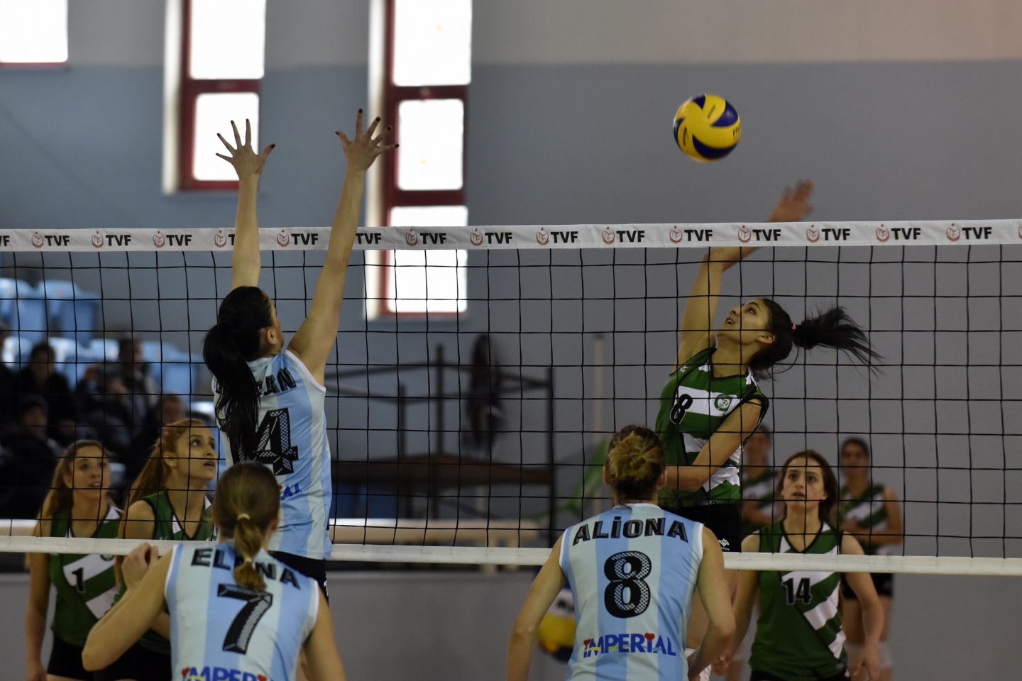 Gümüş Kızlar seriye devam dedi: 3-0 7