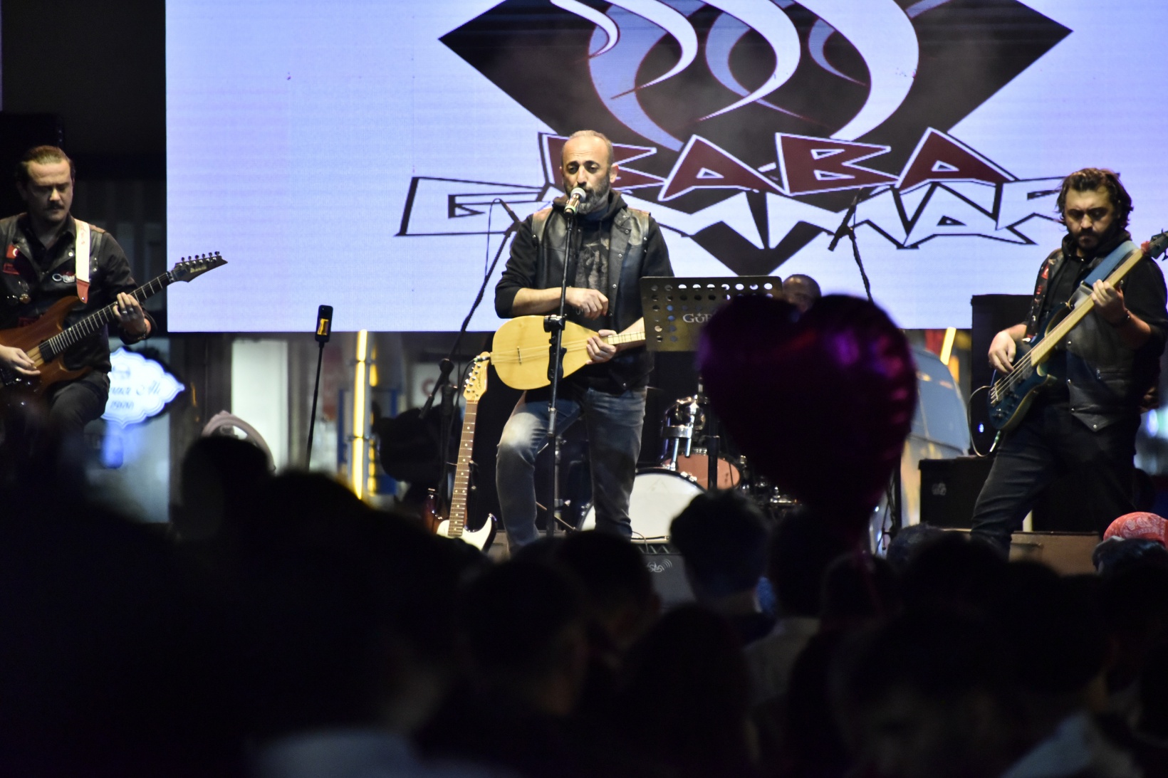 Festivalde ilk gün konserleri tamamlandı 9