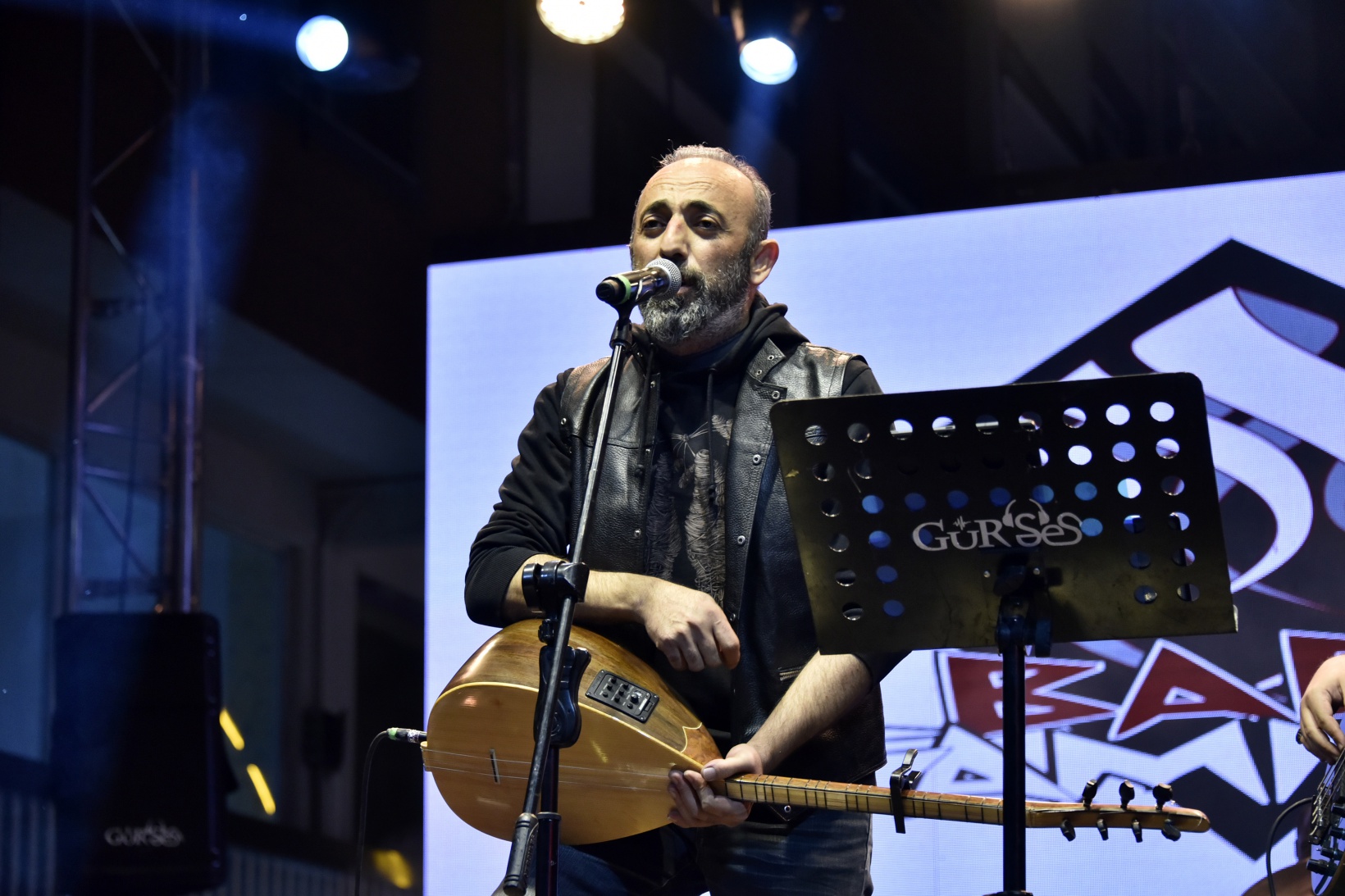 Festivalde ilk gün konserleri tamamlandı 14