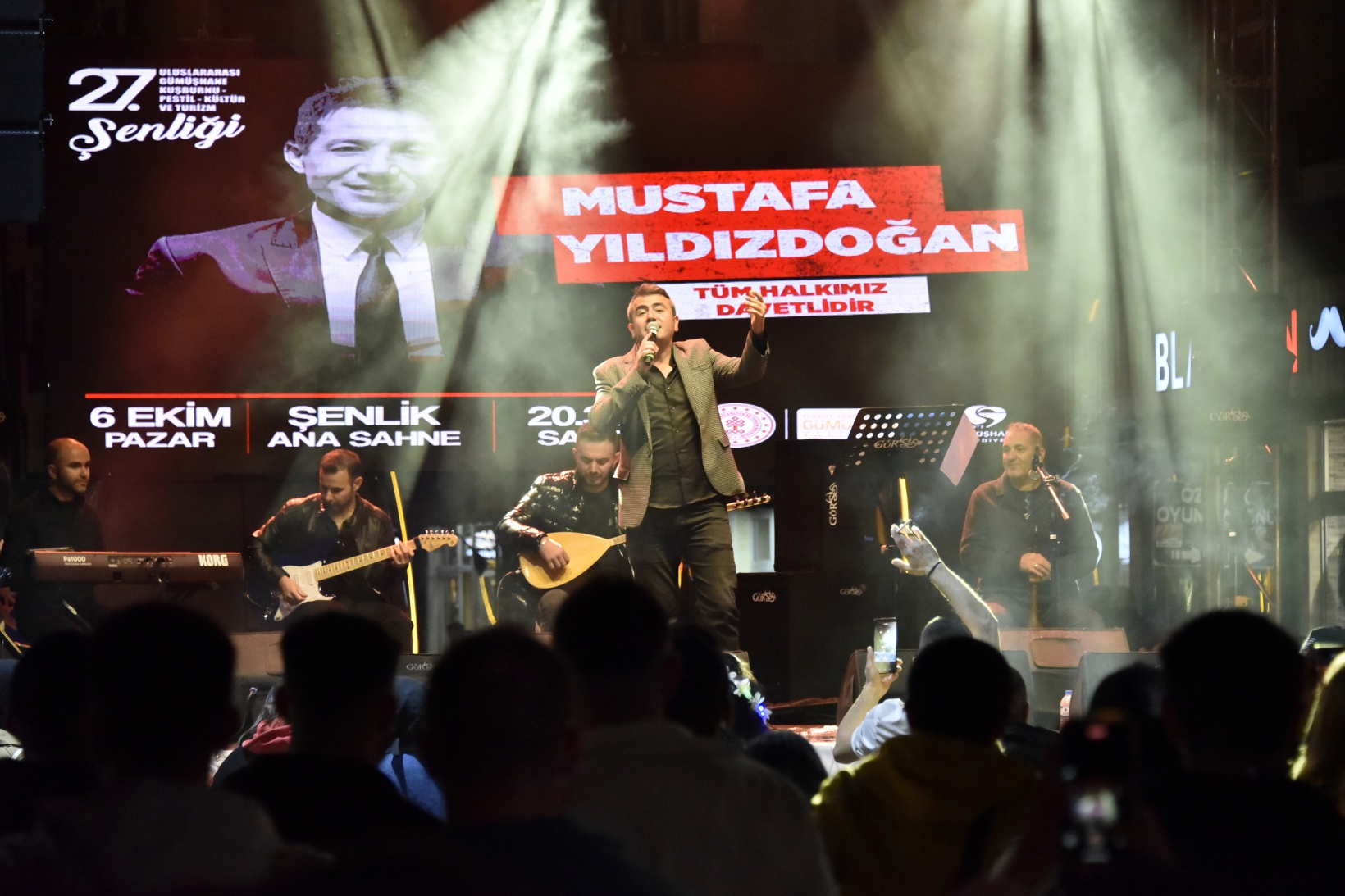 Festivalde ilk gün konserleri tamamlandı 15