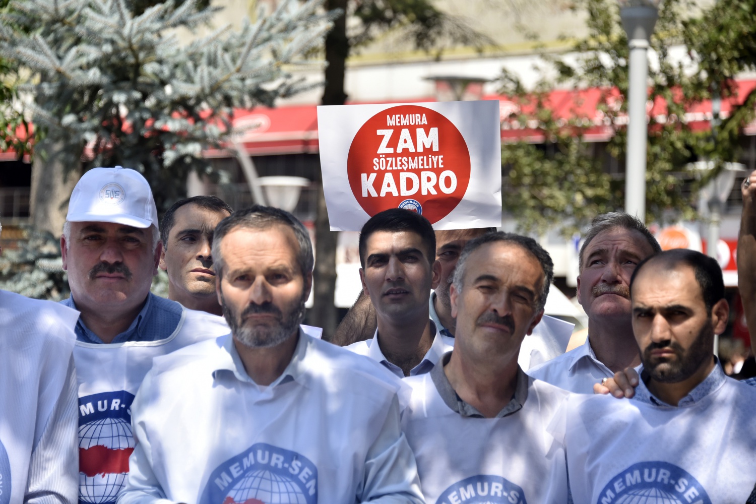 Gümüşhane Memur-Sen’den ‘Emeğe saygı, adalete davet’ açıklaması 12