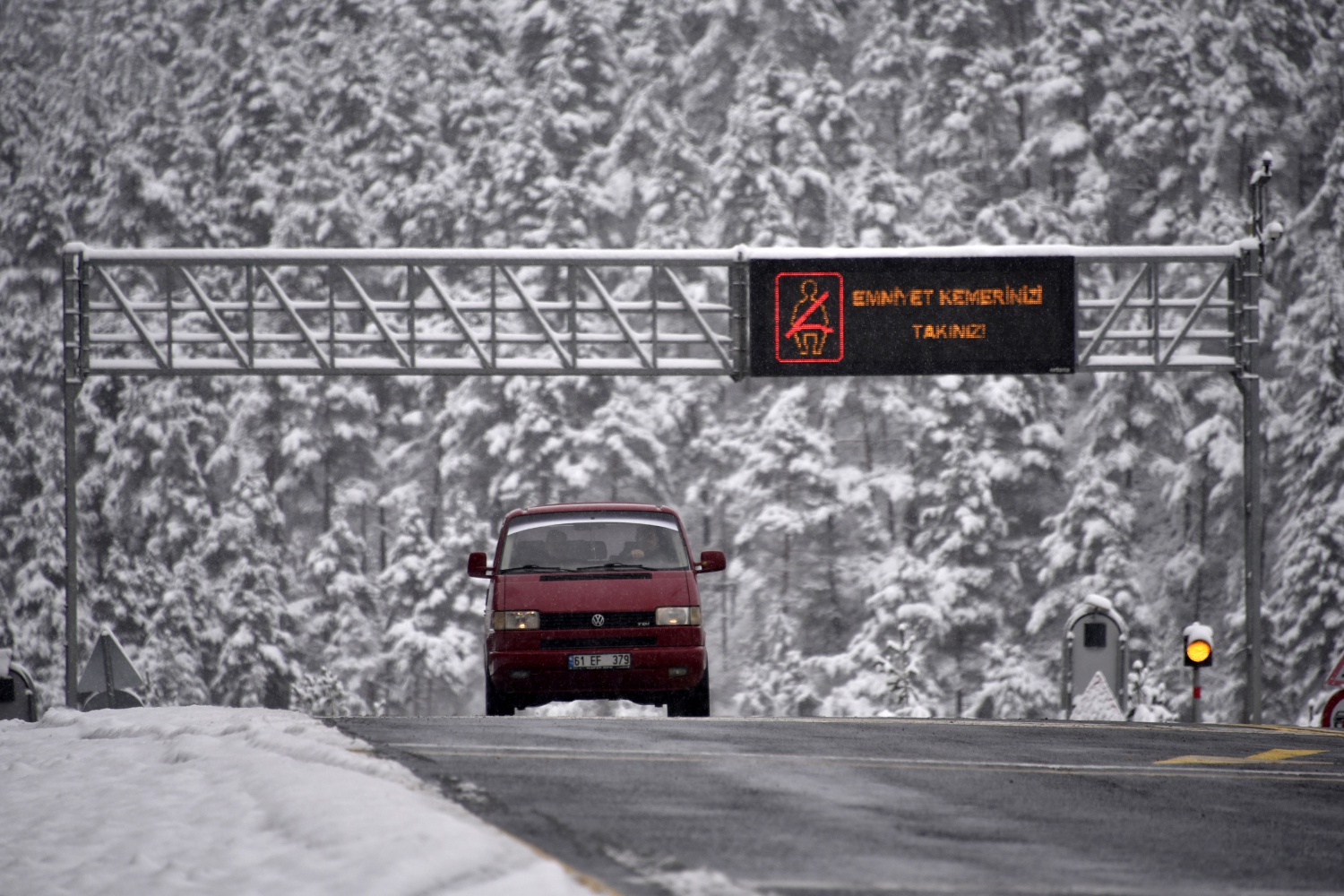 Zigana Dağı 26 Ekim'de beyaz gelinliğini giydi 31