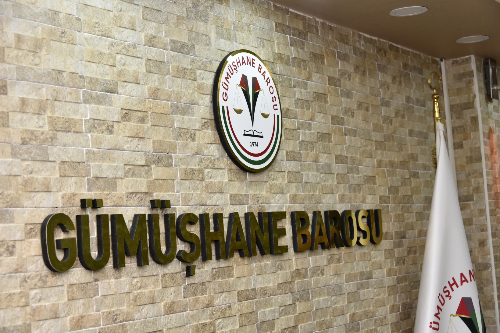 Baro Başkanı Metin Aslan güven tazeledi 5