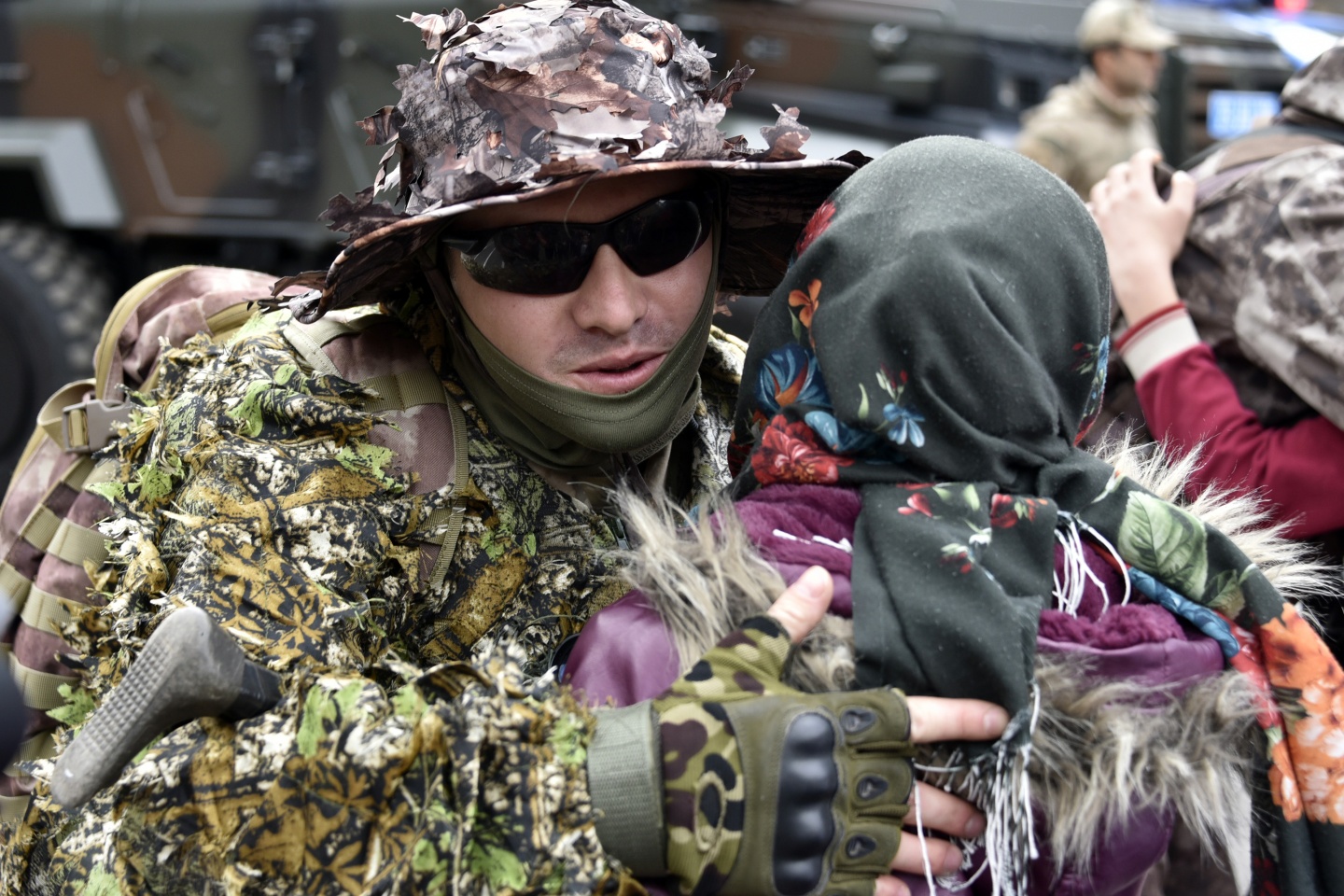 Asker ve polis abilerine mektup yazdılar, resim yaptılar 17