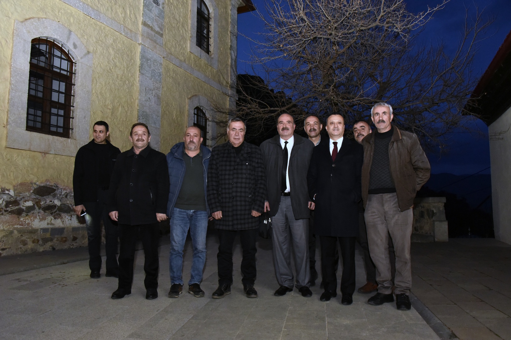 Vali Taşbilek Süleymaniye Mahallesi sakinleriyle buluştu 16