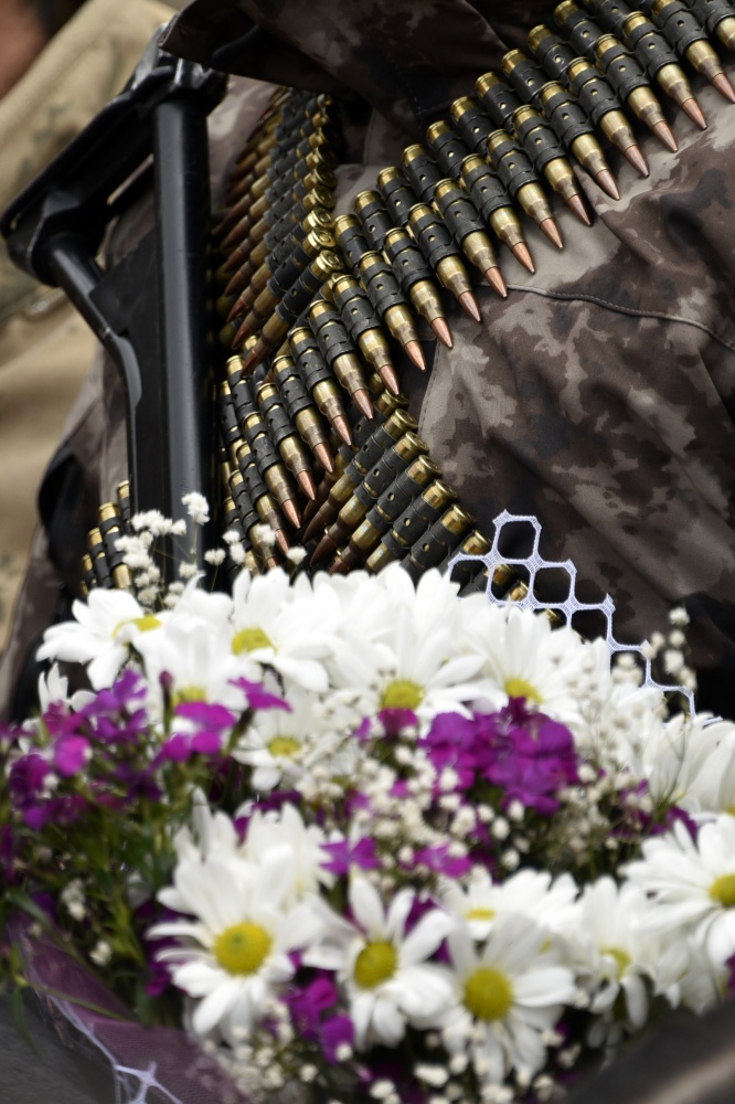 Asker ve polis abilerine mektup yazdılar, resim yaptılar 25